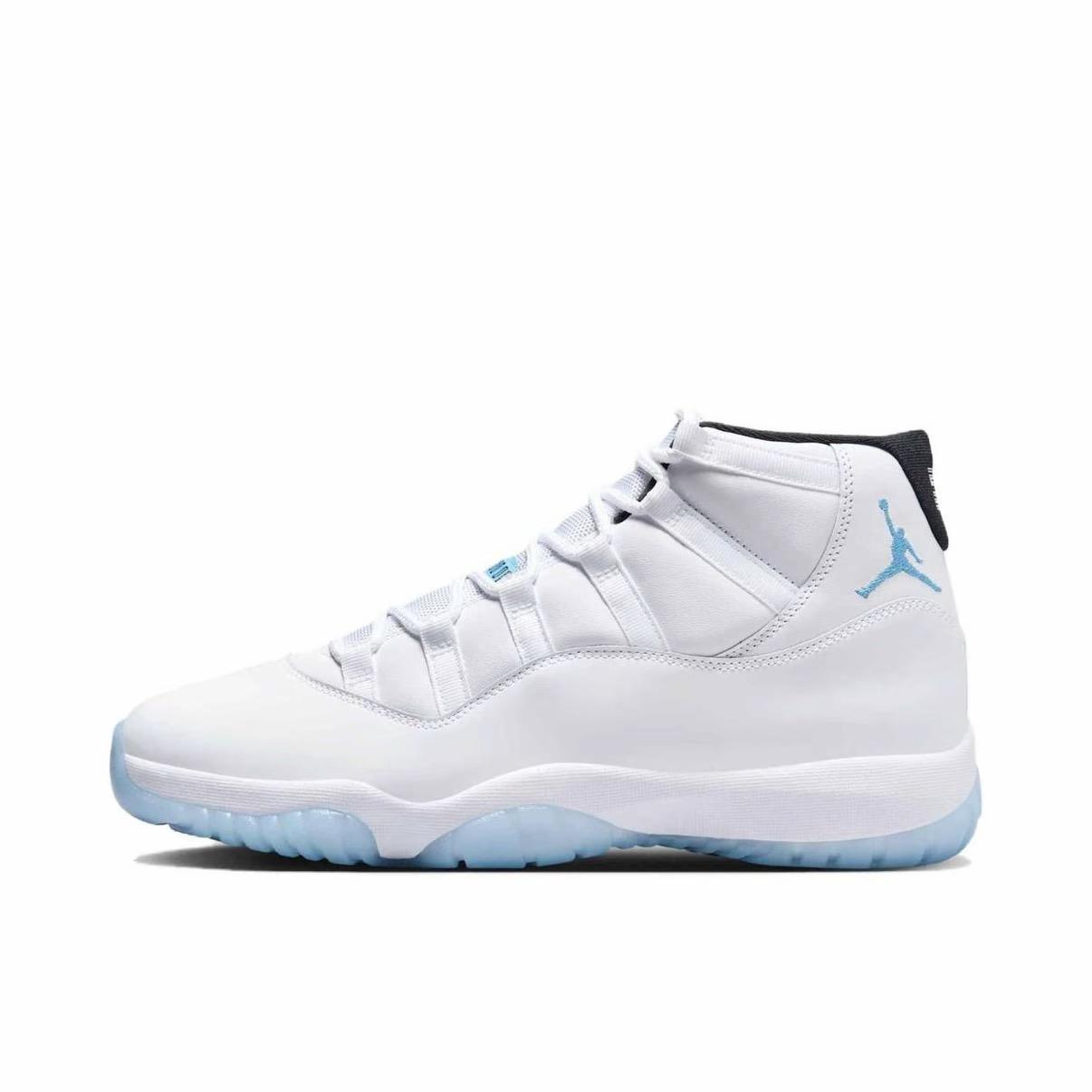 AIR JORDAN 11 collection